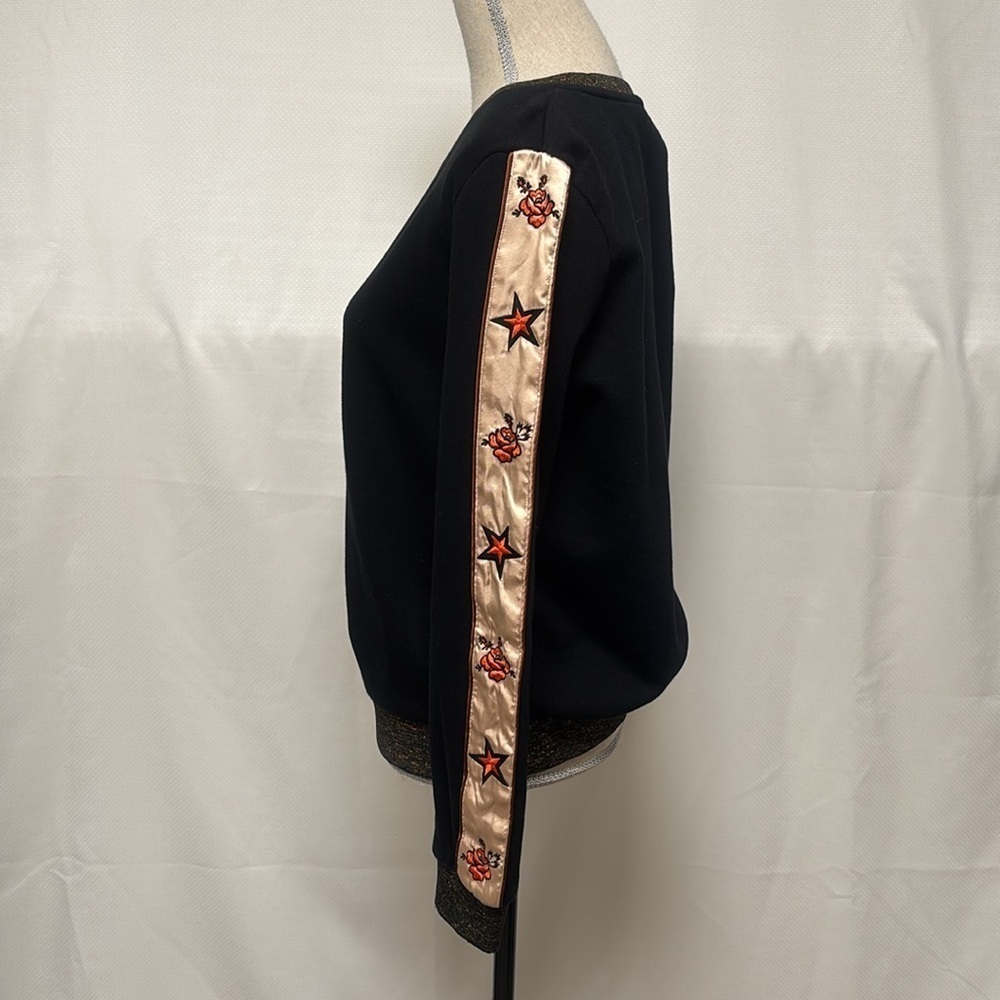 Scotch & Soda Madison Scotch Black Sweatshirt with Floral Sleeve Accents - Picture 3 of 10